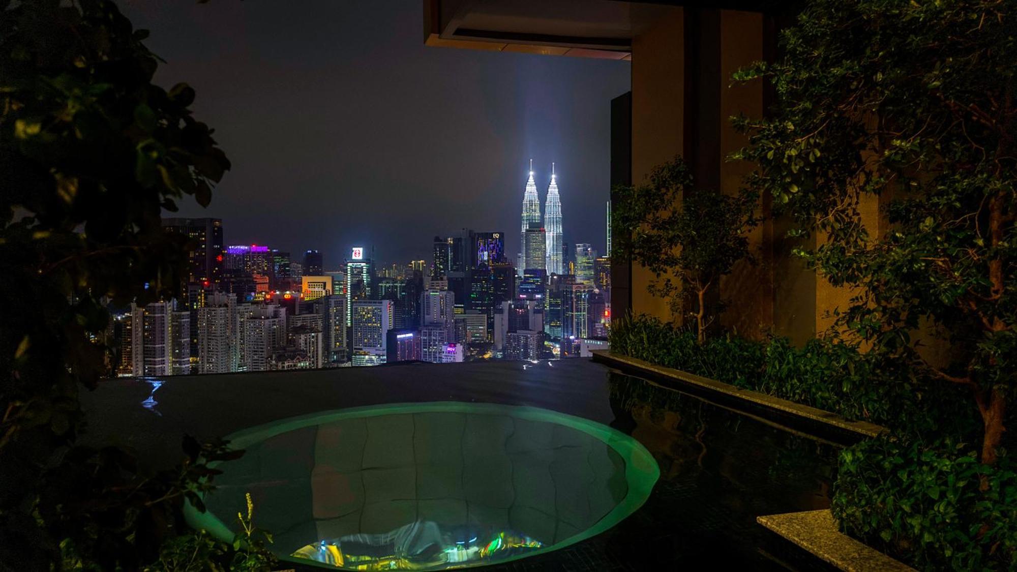 Harmony Luxury Suites At Lucentia Bukit Bintang City Center Kuala Lumpur Exterior foto