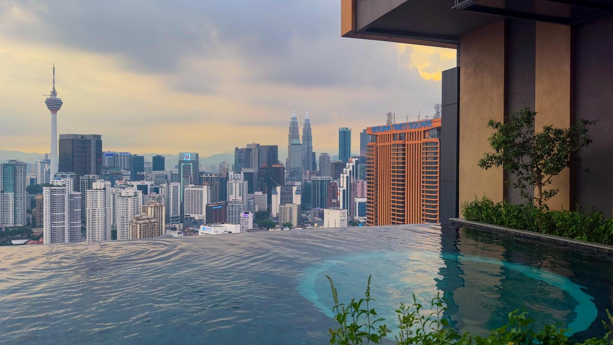 Harmony Luxury Suites At Lucentia Bukit Bintang City Center Kuala Lumpur Exterior foto